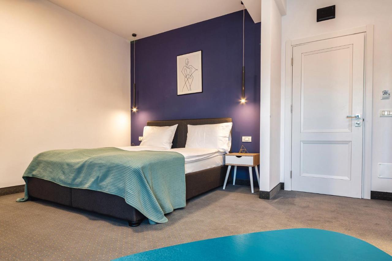 Saga Rooms Вікторія Екстер'єр фото