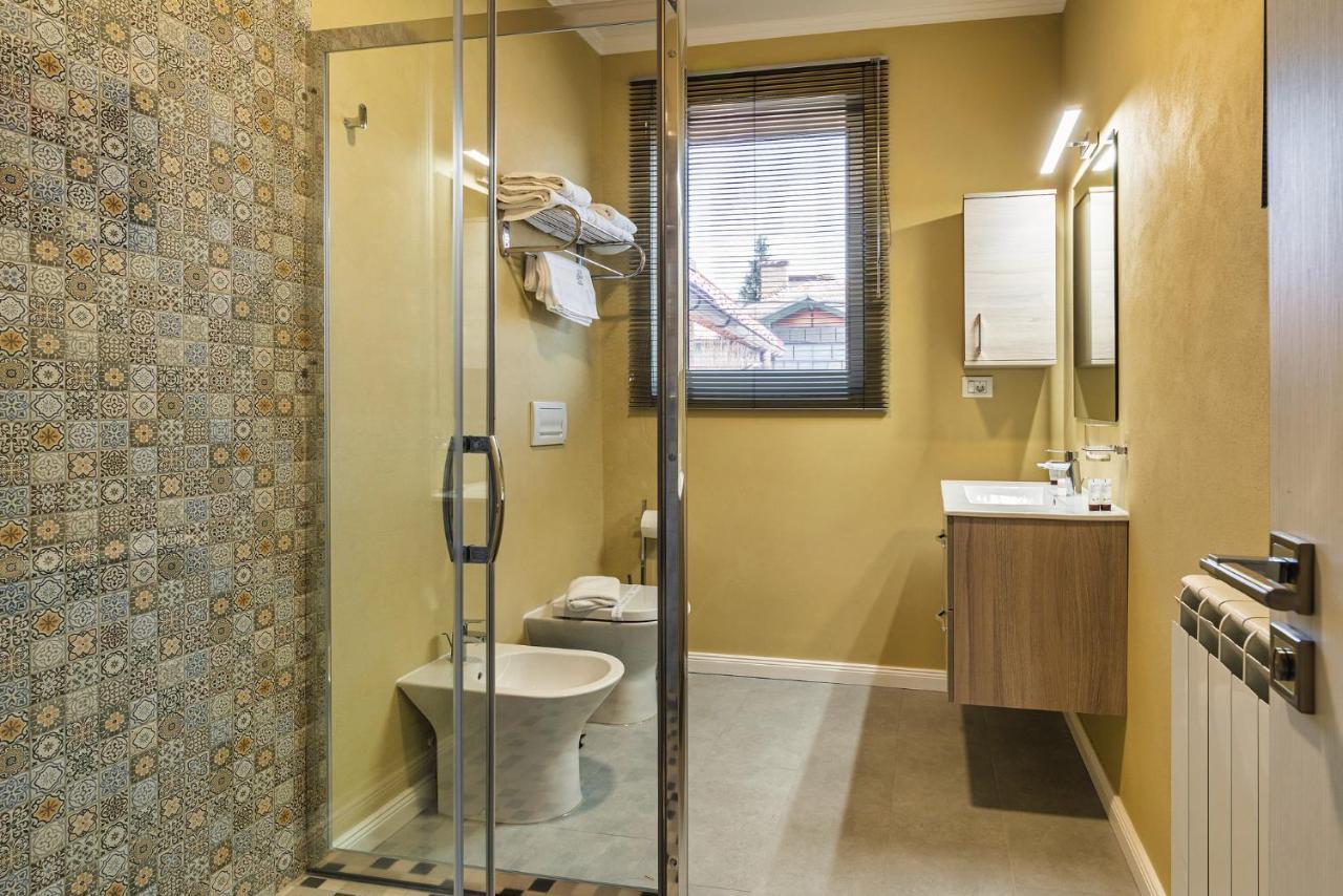 Saga Rooms Вікторія Екстер'єр фото