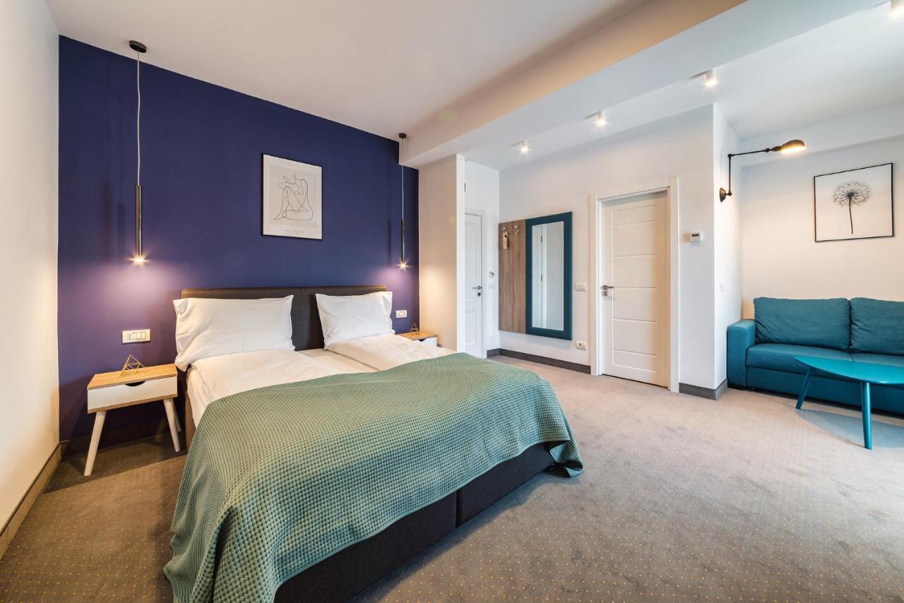Saga Rooms Вікторія Екстер'єр фото